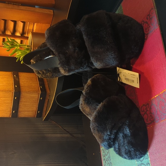 Mixit Shoes - Mixit faux fur ankle strappy slippers black Women's M 7 - 8 soft NEW NWT